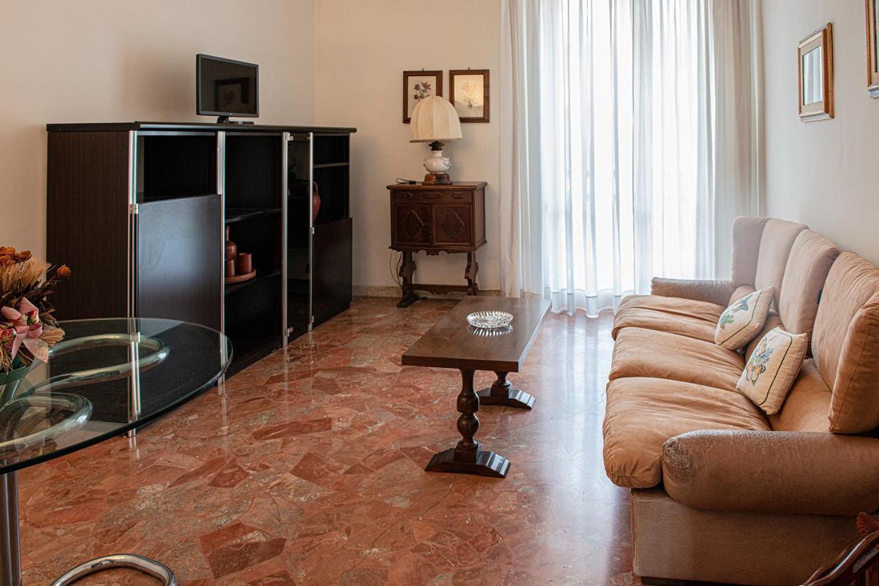 Appartamento "Casa Mia" ฟลอเรนซ์ ภายนอก รูปภาพ